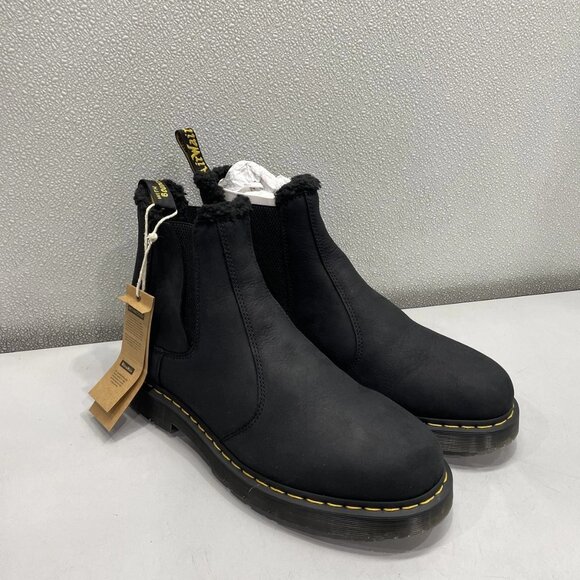 Dr. Martens Chelsea Boots Black Leather main image 9